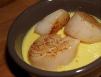 Saint-Jacques en mulsion de Lait de Coco et de Curcuma